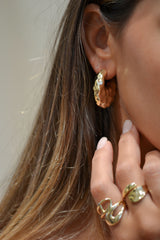 Bossy Hoops