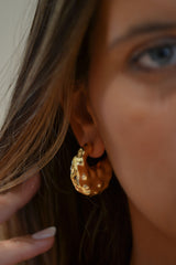 Bossy Hoops