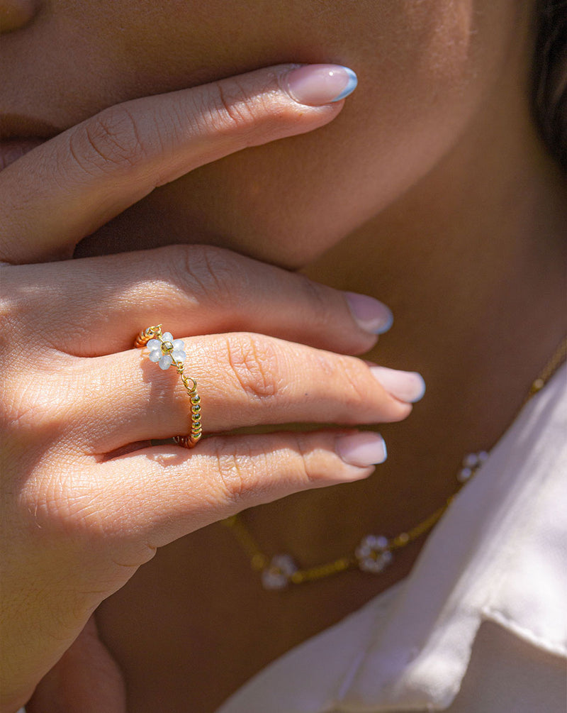 Daisy Ball Ring